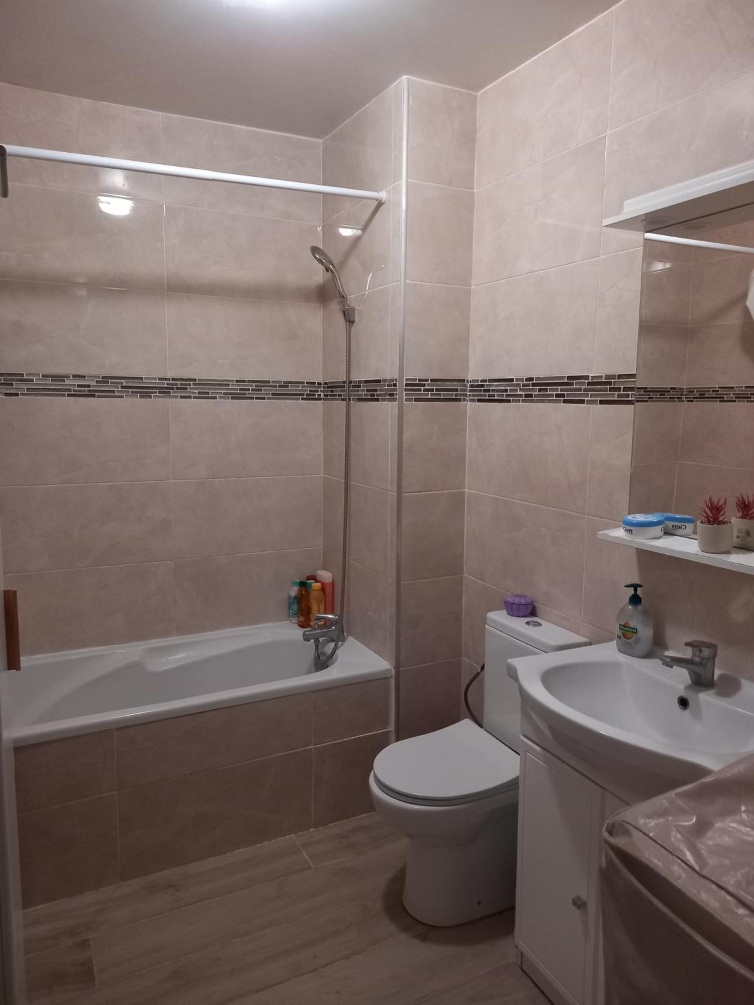 Location Chambre Double Dans Appartement - セルジー エクステリア 写真